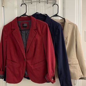 3 women’s work blazers